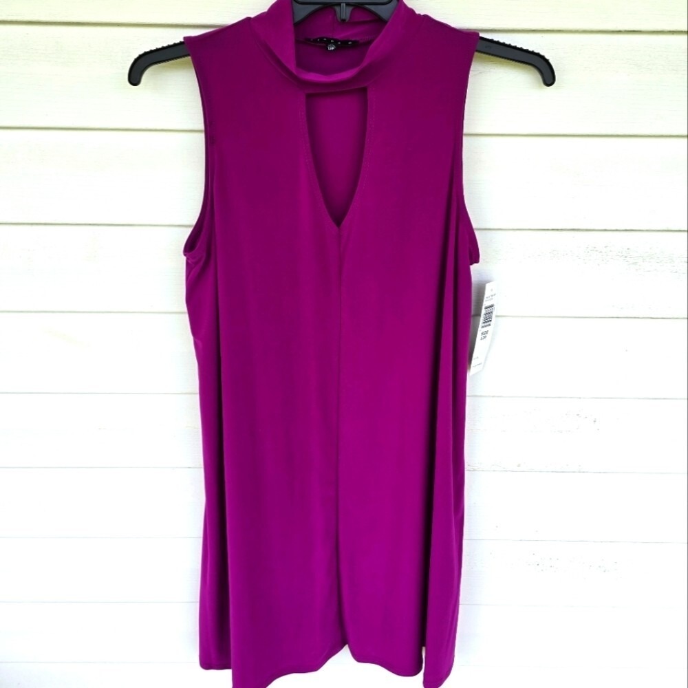 Tiana B Womens Berry Purple Mock Neck Keyhole Sleeveless Top 12P T40016 NEW